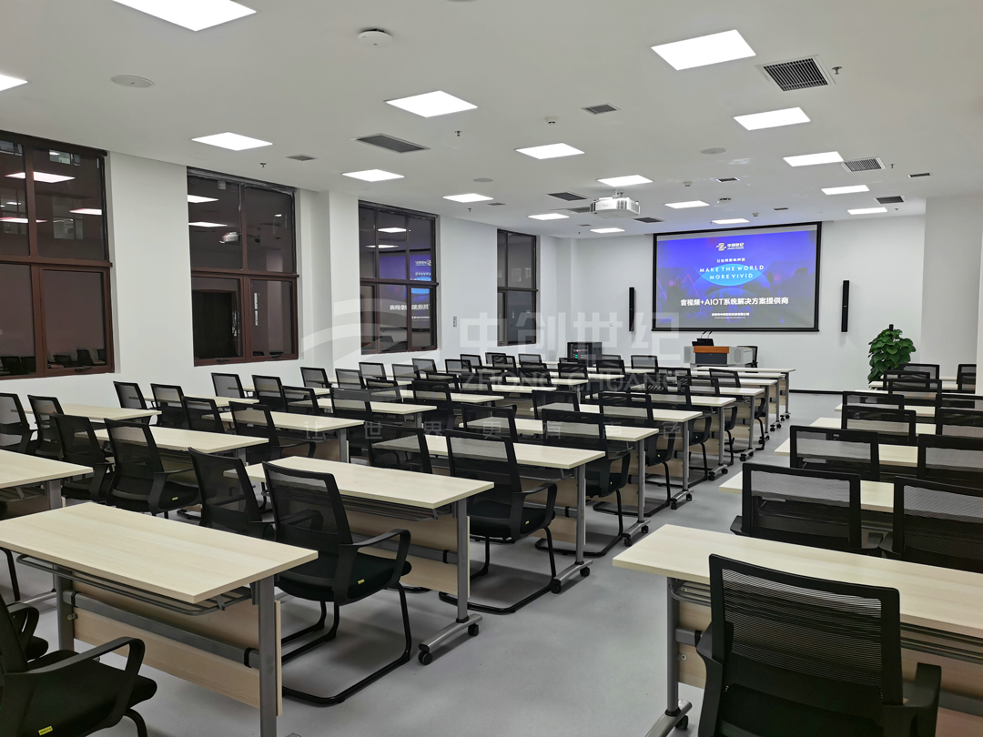 一樓大培訓(xùn)室+logo.jpg 一樓大培訓(xùn)室+logo.jpg