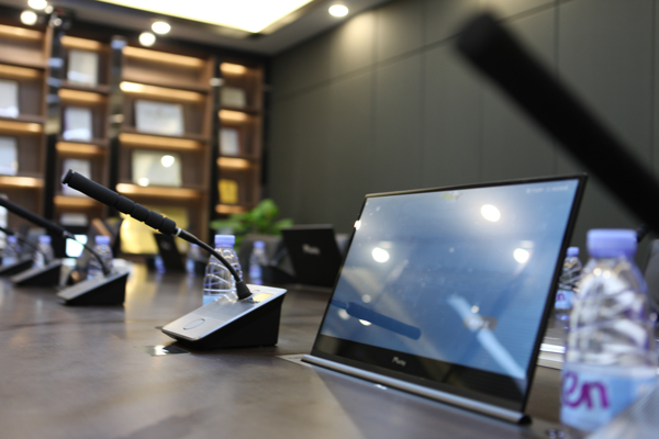 無(wú)紙化會(huì)議系統(tǒng)1.jpg 無(wú)紙化會(huì)議系統(tǒng)1.jpg